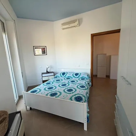 E01 - 5 Posti Letto Aria Condizionata Alba Adriatica