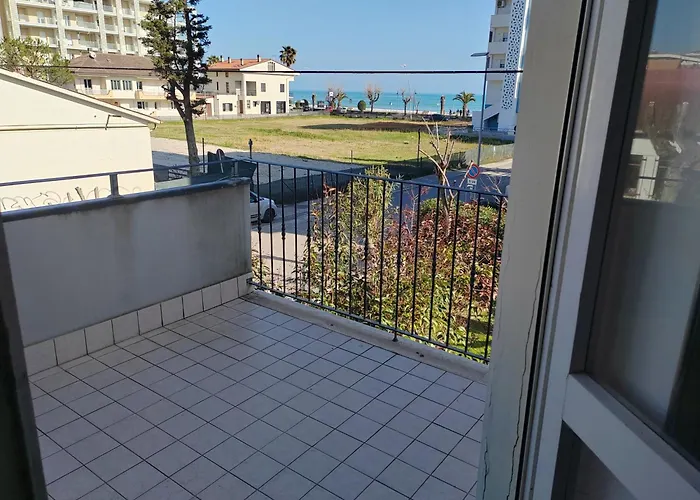 Lägenhet E01 - 5 Posti Letto Aria Condizionata