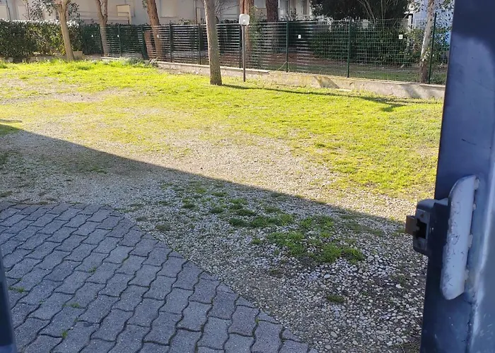 E01 - 5 Posti Letto Aria Condizionata Lägenhet